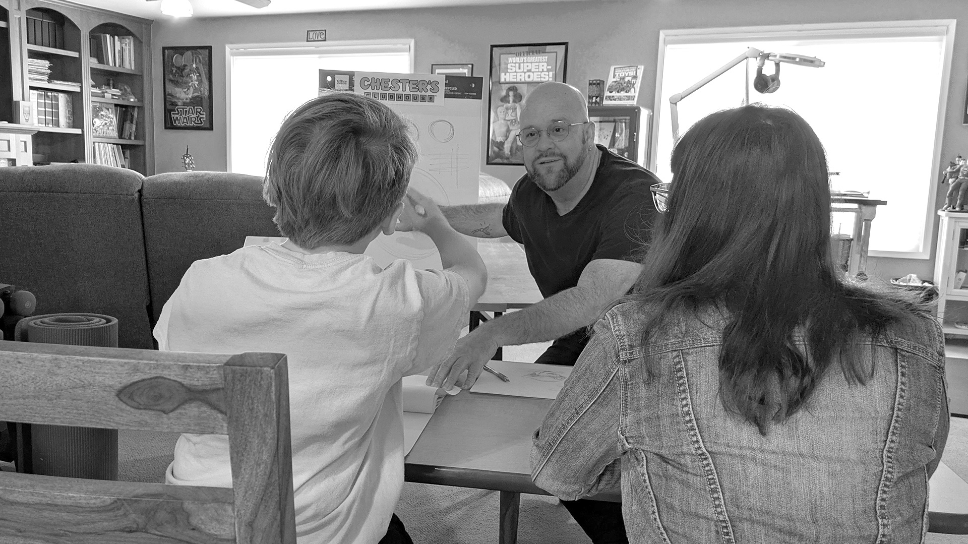 Founder Benjamin Holcomb hosts Drawing Club at Chester's Clubhouse